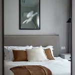 Top-floor Regina Elisabeta 2br - Brand-new Flat With Views Of Cismigiu Park