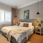 아파트 Top-floor Regina Elisabeta 2br - Brand-new Flat With Views Of Cismigiu Park
