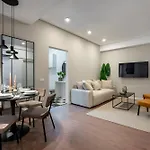 아파트 Top-floor Regina Elisabeta 2br - Brand-new Flat With Views Of Cismigiu Park *