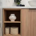 Top-floor Regina Elisabeta 2br - Brand-new Flat With Views Of Cismigiu Park 아파트 부쿠레슈티