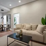 Top-floor Regina Elisabeta 2br - Brand-new Flat With Views Of Cismigiu Park