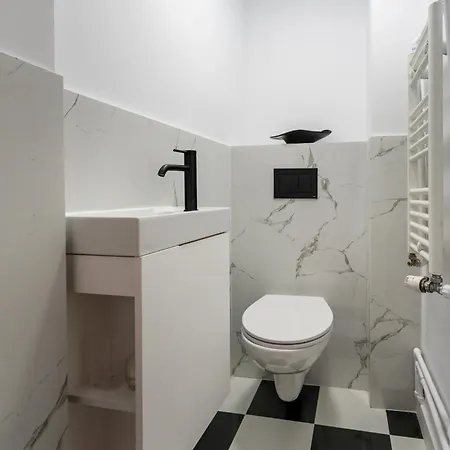 Top-floor Regina Elisabeta 2br - Brand-new Flat With Views Of Cismigiu Park