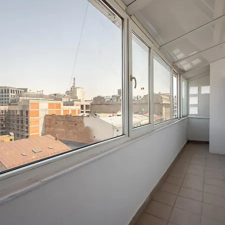 Top-floor Regina Elisabeta 2br - Brand-new Flat With Views Of Cismigiu Park דירה